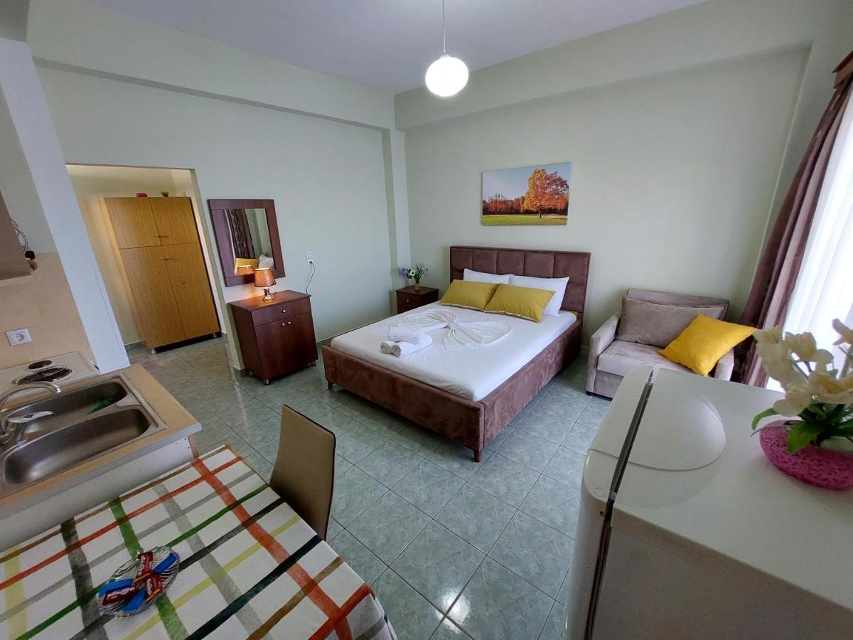 The Sun House Apartment ซารานเดอ ภายนอก รูปภาพ