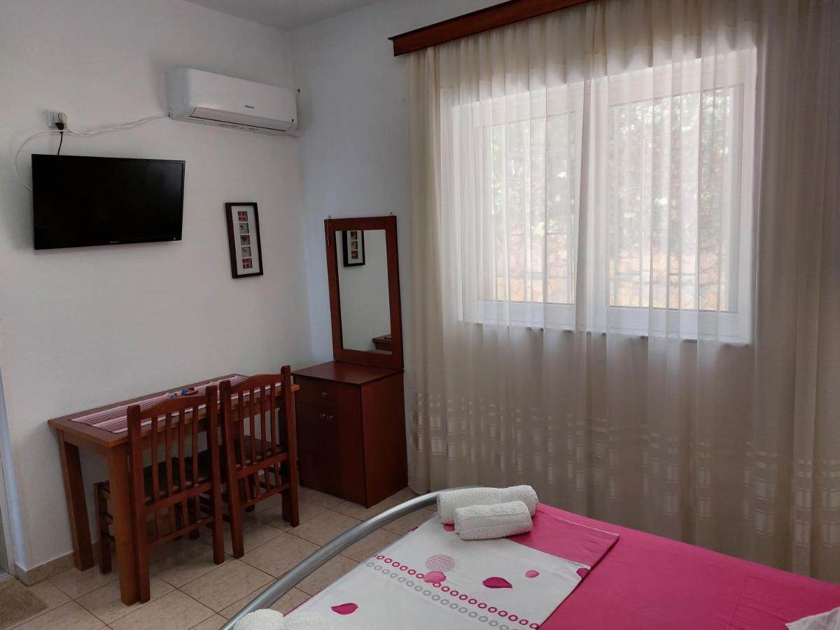 The Sun House Apartment ซารานเดอ ภายนอก รูปภาพ
