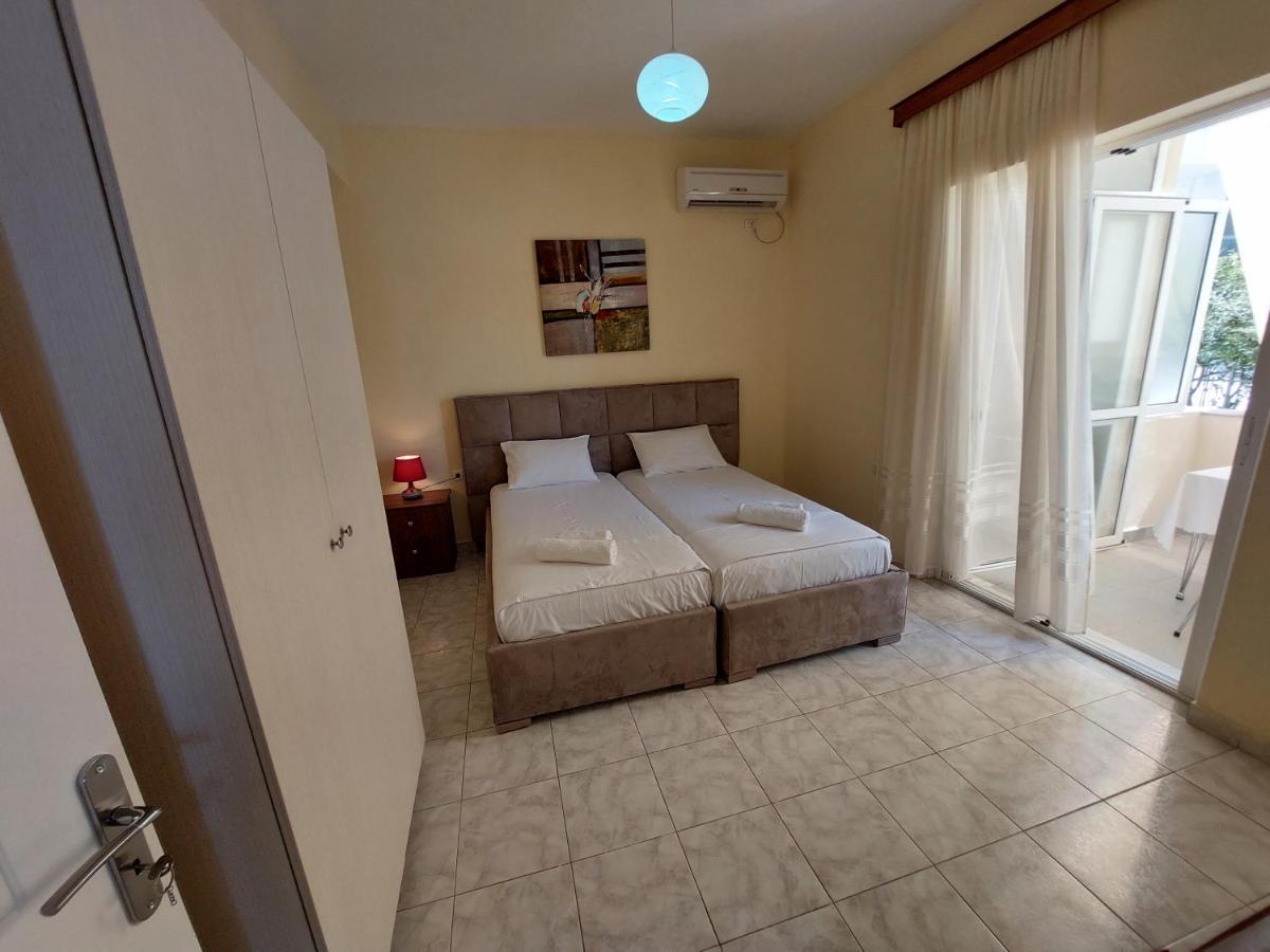 The Sun House Apartment ซารานเดอ ภายนอก รูปภาพ