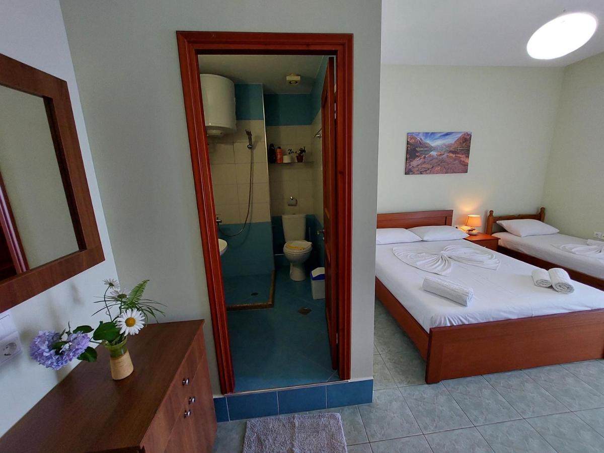 The Sun House Apartment ซารานเดอ ภายนอก รูปภาพ